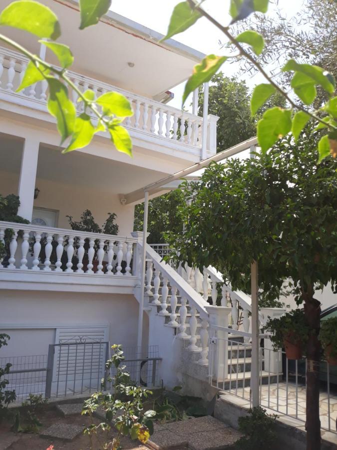 Apartamento Cozy Flat In Néa Mákri Exterior foto
