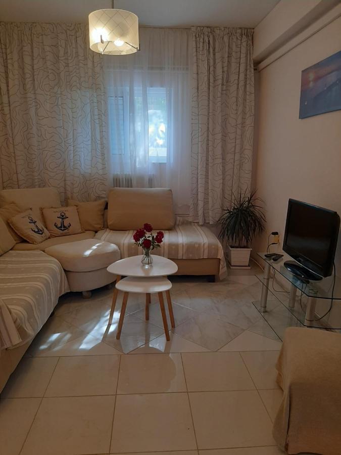 Apartamento Cozy Flat In Néa Mákri Exterior foto